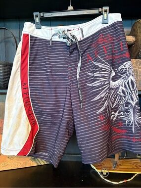 Affliction Men’s Gray & Red Graphic Board Shorts